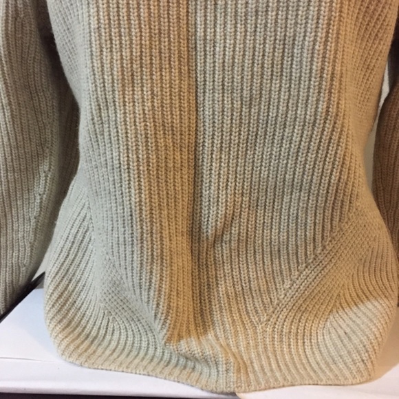 Crafted GAP Sweater - Picture 2 of 8